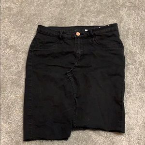 Black Denim Skirt!